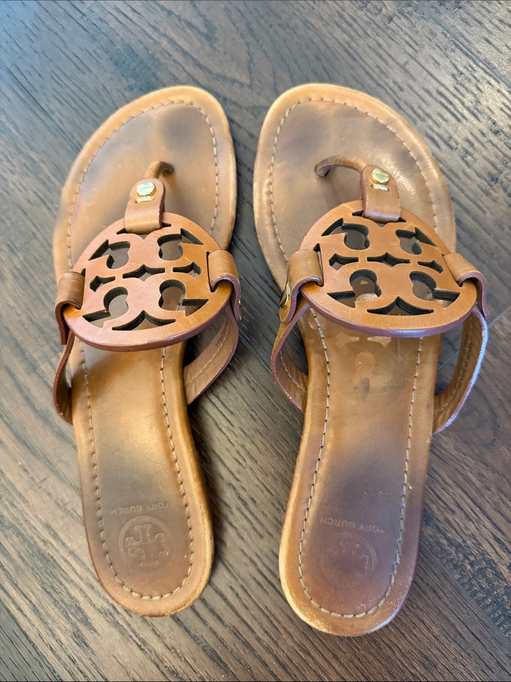 Tory Burch Brown Leather Cutout Logo Thong Sandals